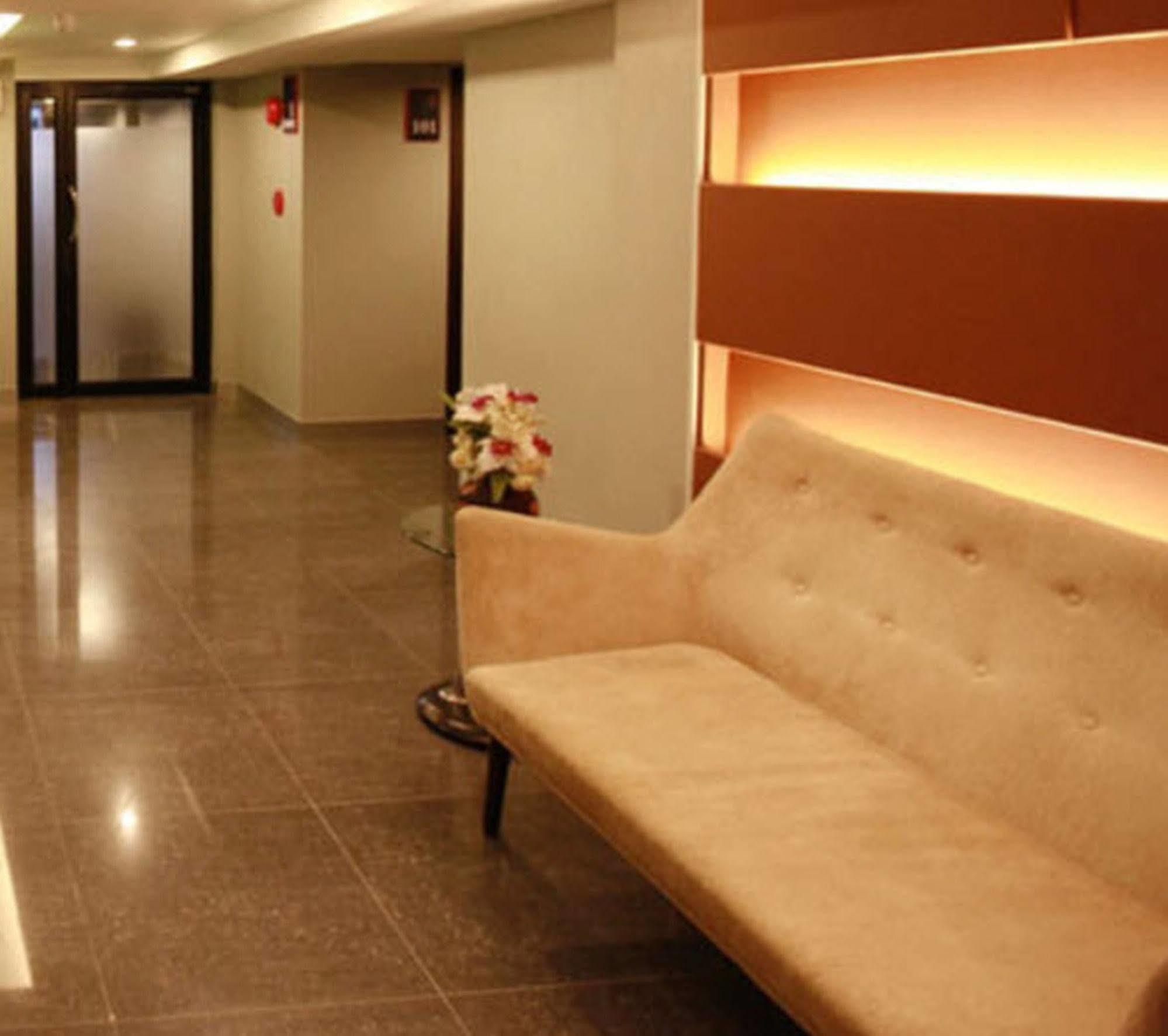The Bangkok Major Suite Экстерьер фото