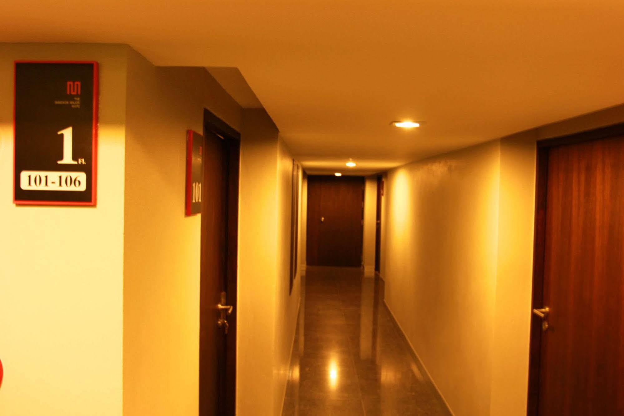 The Bangkok Major Suite Экстерьер фото